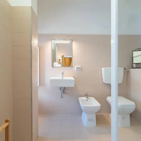 Alojamento de Acomodação e Pequeno-almoço Ald214